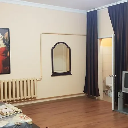 Julia Guest house *